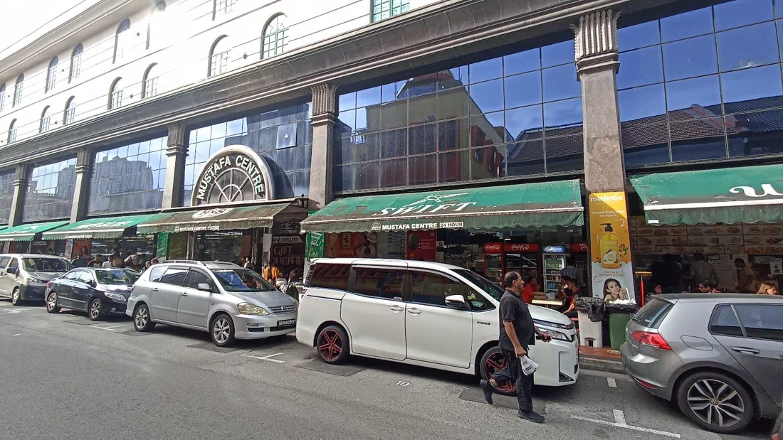 Mustafa Centre, Singapura